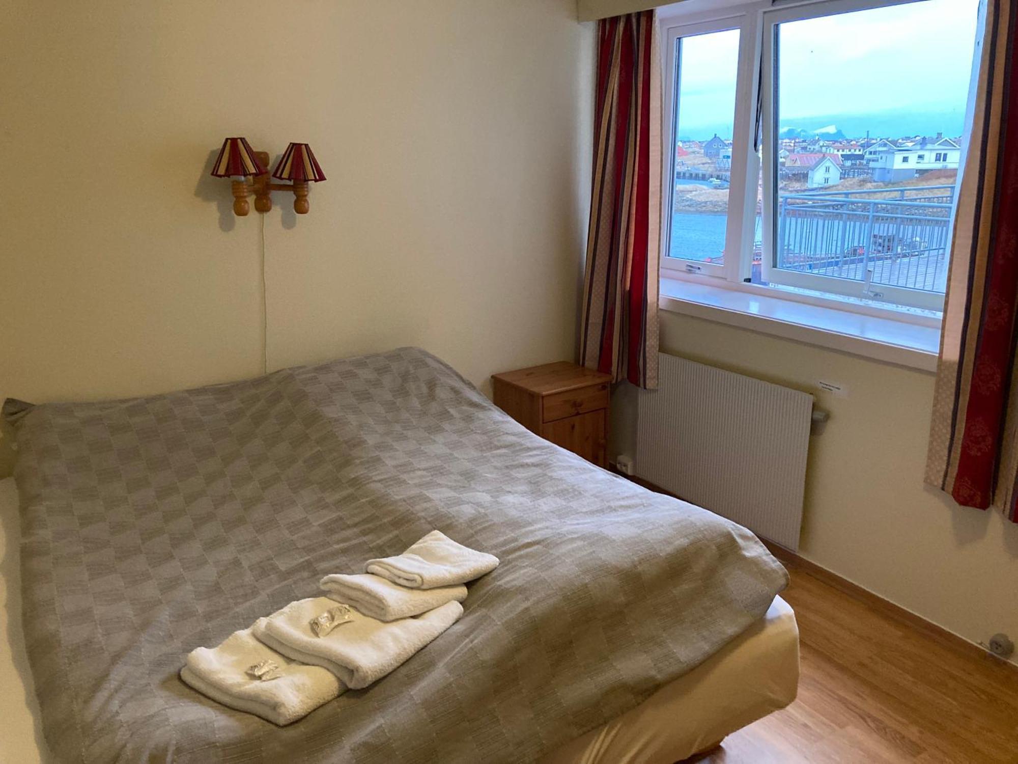 Fiskarheimen Havly, Rost Hotel Buitenkant foto