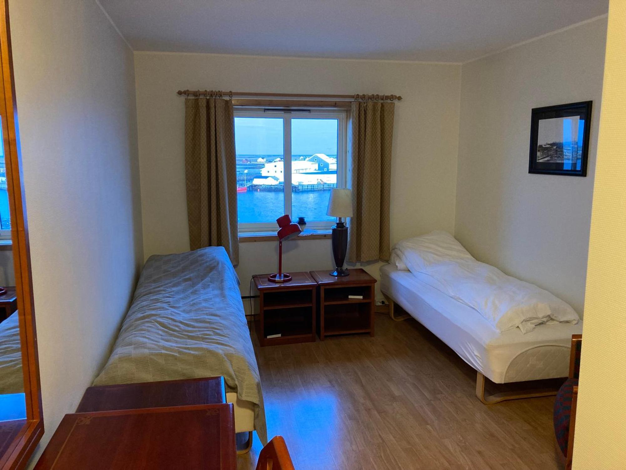Fiskarheimen Havly, Rost Hotel Buitenkant foto