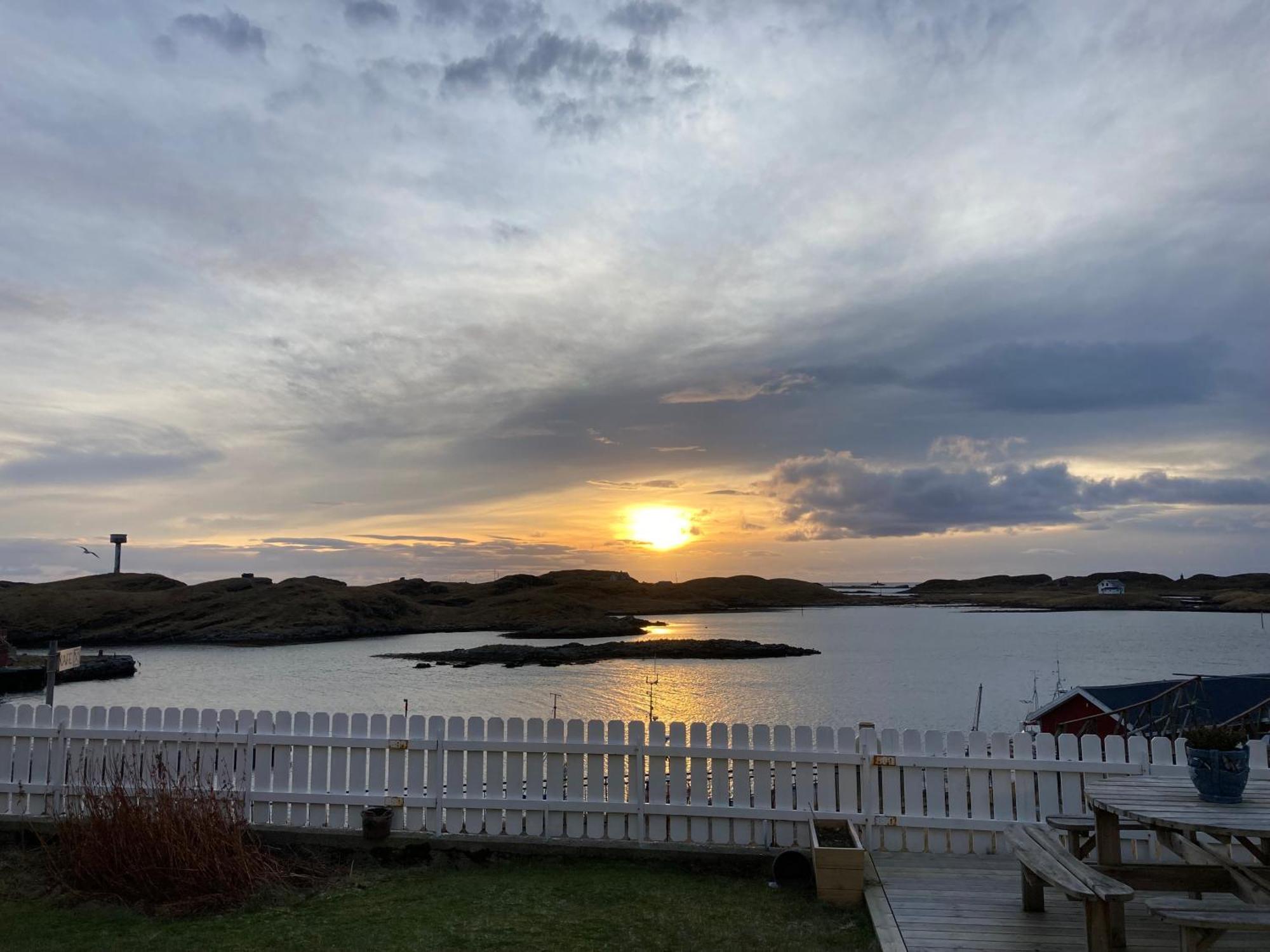 Fiskarheimen Havly, Rost Hotel Buitenkant foto