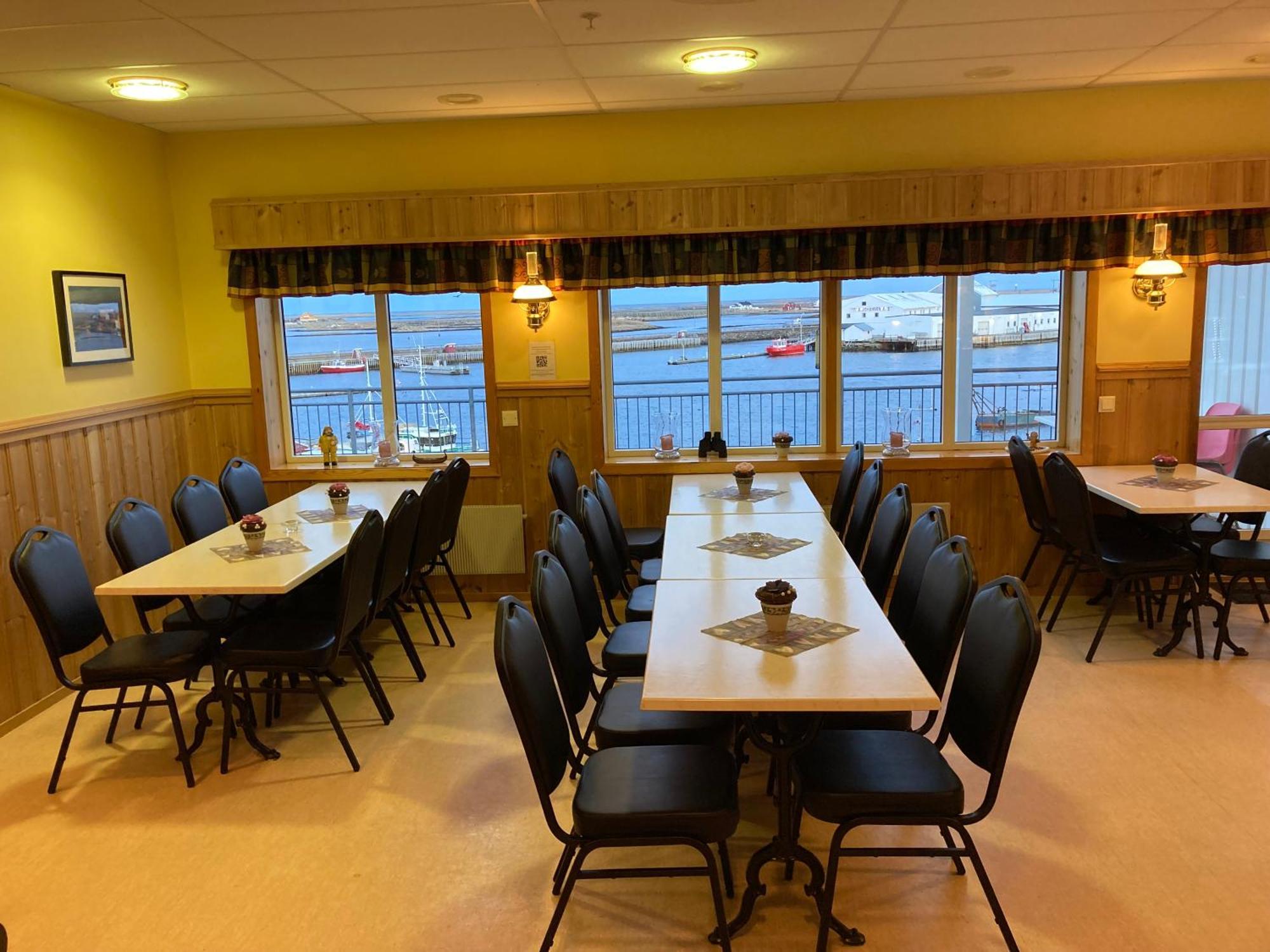 Fiskarheimen Havly, Rost Hotel Buitenkant foto