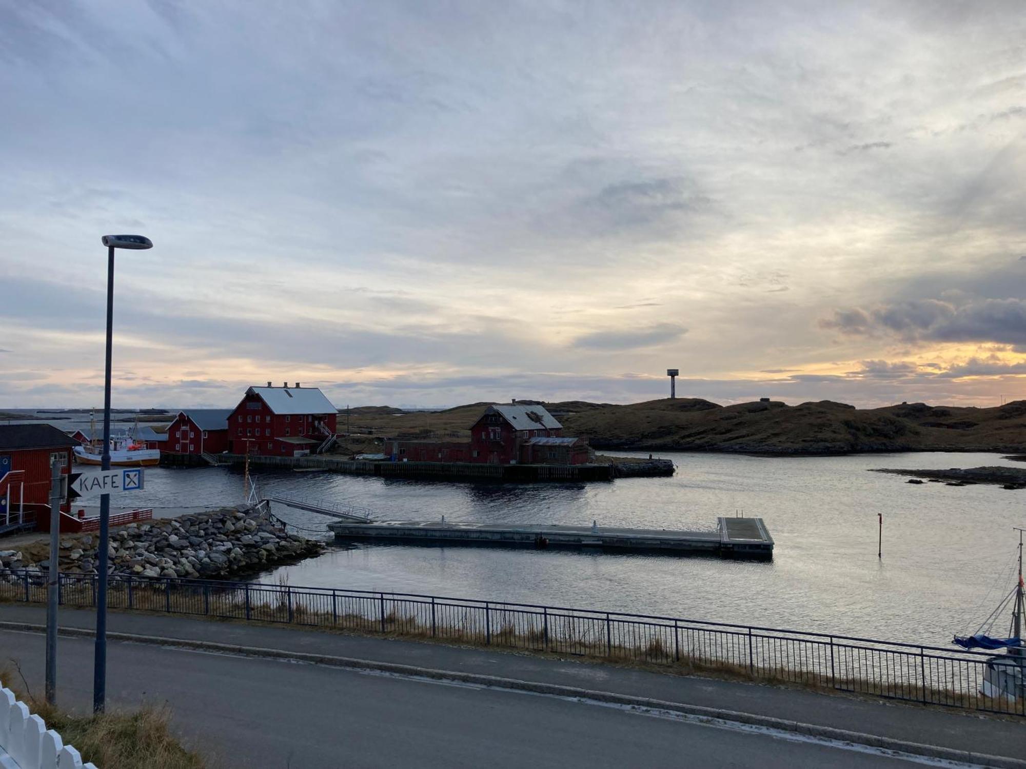 Fiskarheimen Havly, Rost Hotel Buitenkant foto