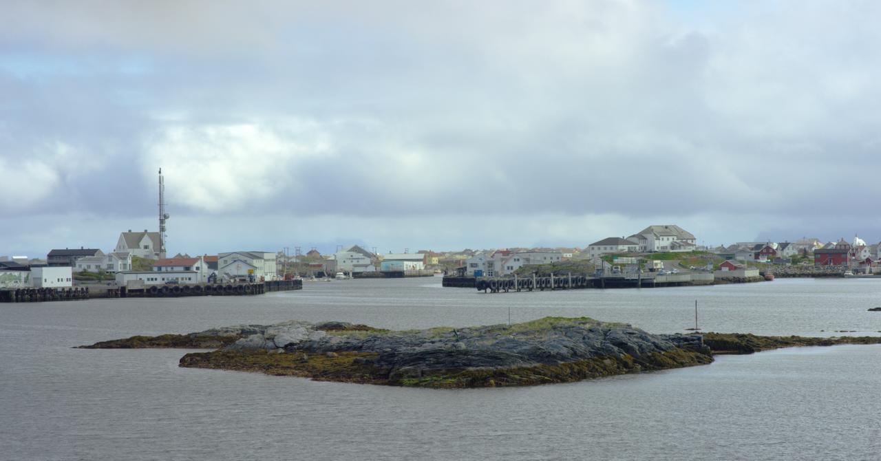 Fiskarheimen Havly, Rost Hotel Buitenkant foto